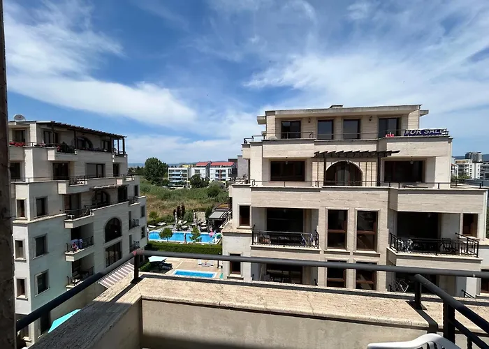 Ξενοδοχείο με διαμερίσματα Amara Sunny