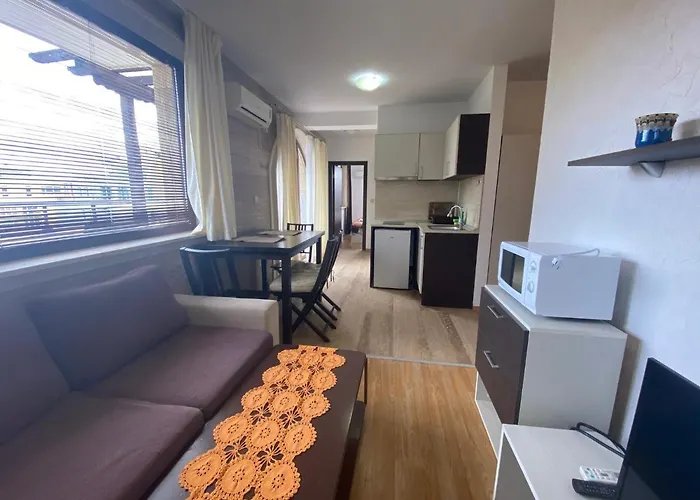 Amara Sunny Aparthotel