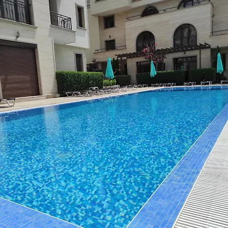 Amara Sunny Lägenhetshotell Slăntjev Brjag