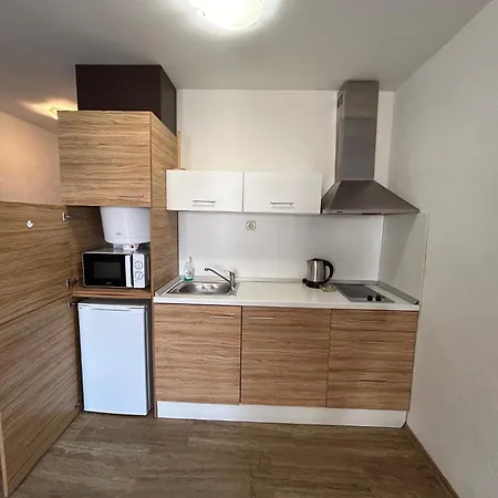 Amara Sunny Апартхотел