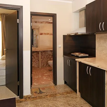 Amara Sunny Hotel apartamentowy 3*